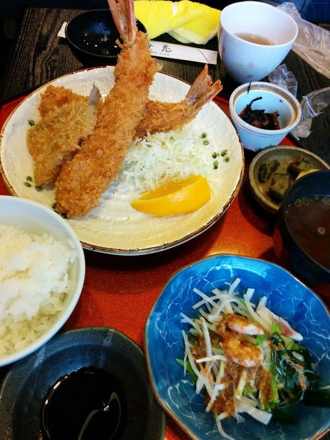日間賀島ランチ