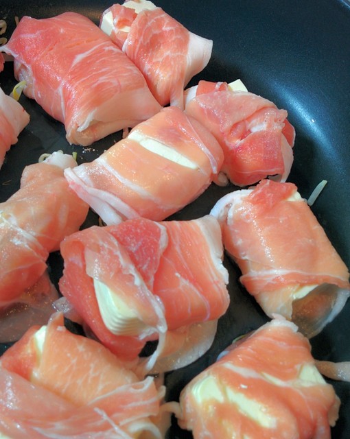 豆腐の豚肉巻き